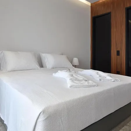 Rose N Stone, Queen, Luxury *